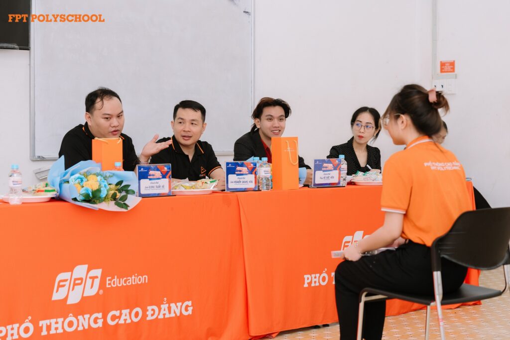 Tại Sao Nên Học Ngành Thiết Kế Đồ Họa Tại FPT PolySchool?