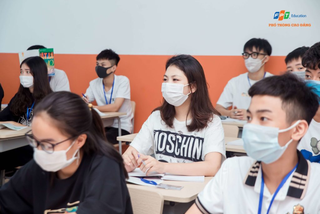 https://phothongcaodang.fpt.edu.vn/tin-tuc/sinh-vien-ptcd-fpt-polytechnic-chung-tay-phong-chong-dich-covid-19.html
